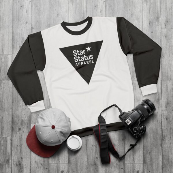Stylish Unisex DiamondChest Star Status Sweatshirt for Trendsetters - Image 3